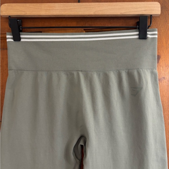 Gymshark Contrast Seamless Leggings - Picture 5 of 9